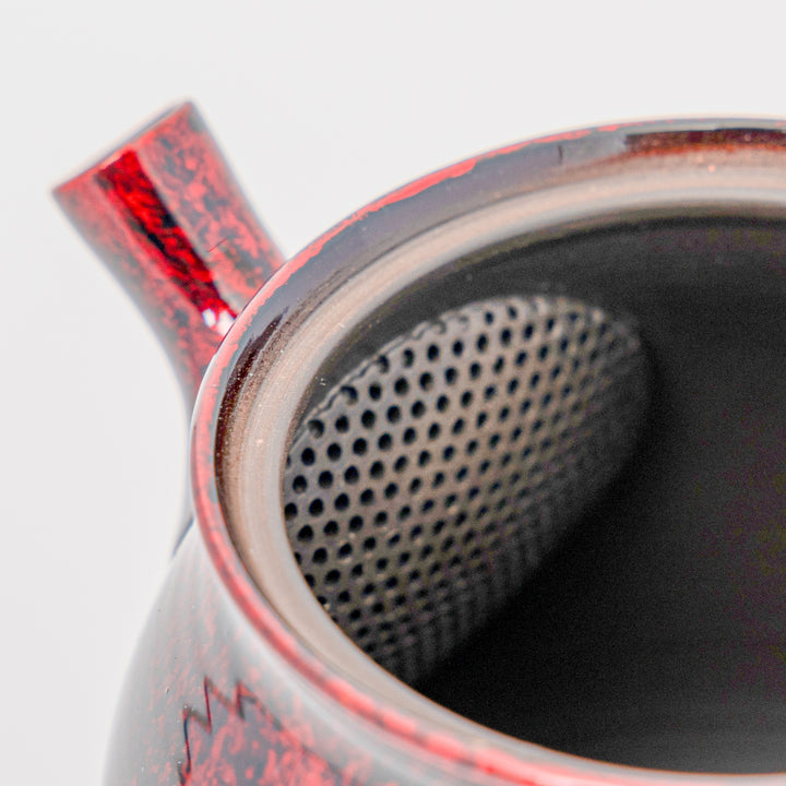HANDCRAFTED TOKONAME WARE TEAPOT BY 昭龍