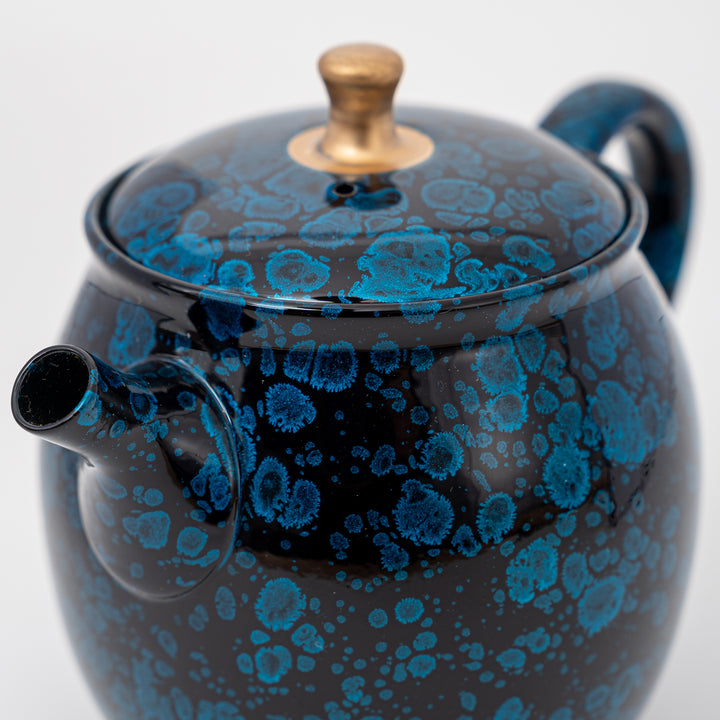 HANDCRAFTED TOKONAME WARE TEAPOT BY 昭龍