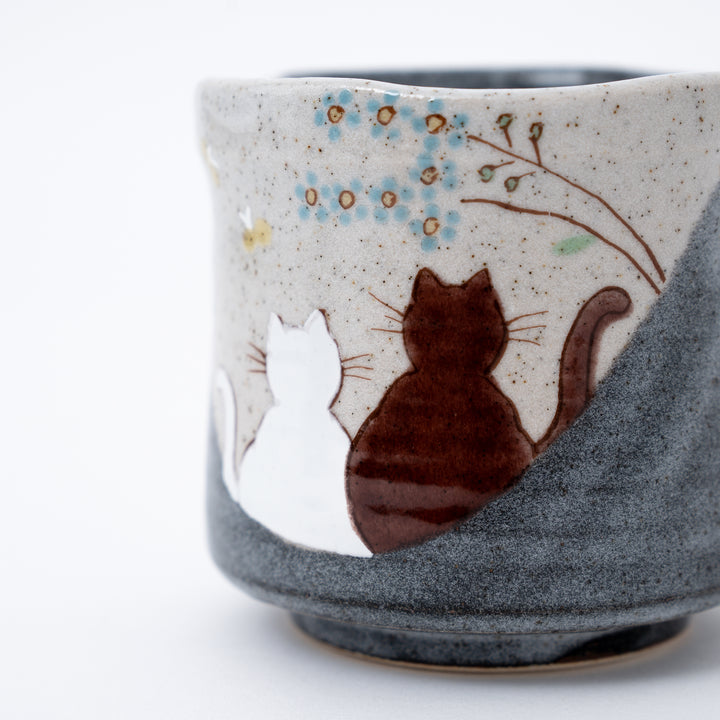 Handmade Serene Kutani Ware Tea Cup (Yunomi)