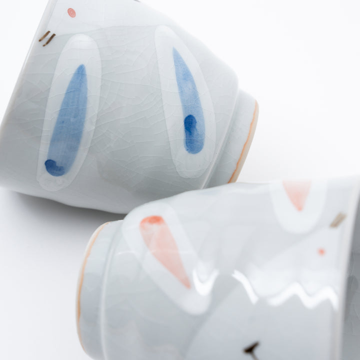 Crackle Glaze Bunny Yunomi Tea Cup