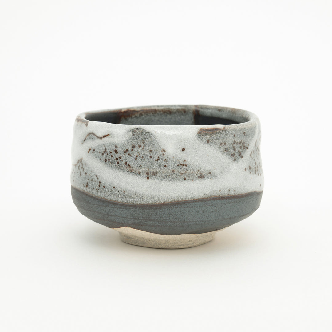 Mino Ware Shino Glaze Matcha Bowl - Exquisite White and Brown Matte Finish