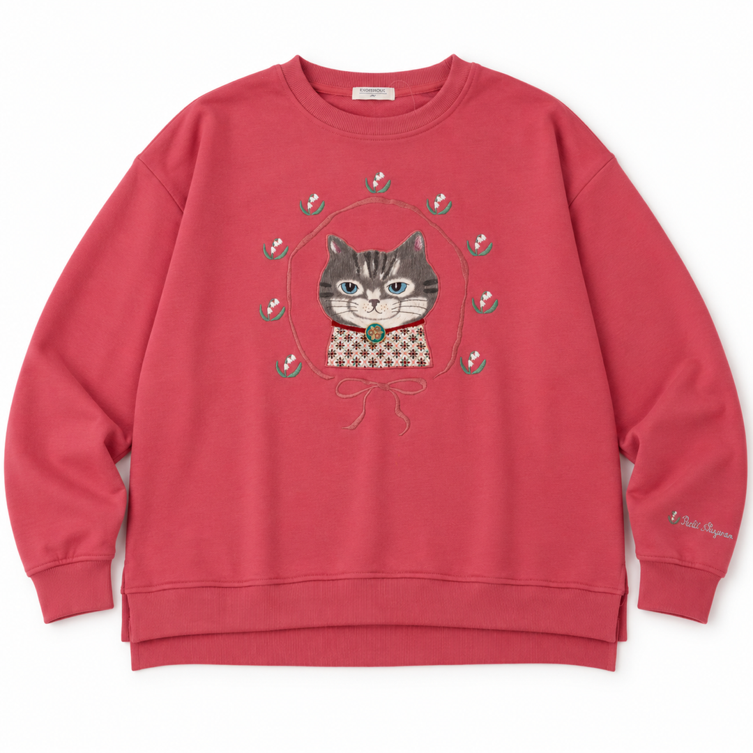 KUSUGURU JAPAN Cat Embroidered Sweatshirt – Cranberry main image