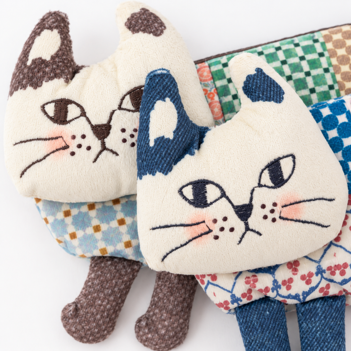 Kusuguru Japan Matilda Cat Shaped Pencil & Glasses Pouch image 3
