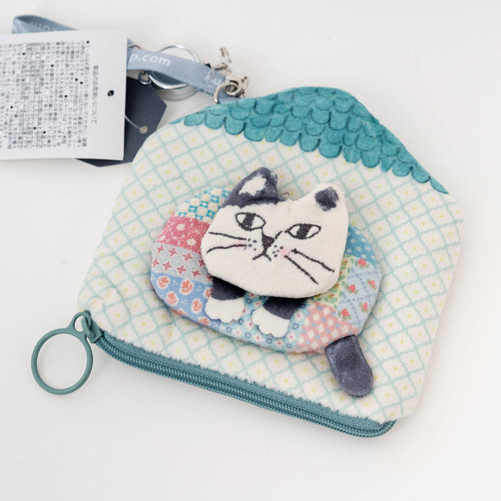 Kusuguru Japan Cat House-Shaped Pass Case & Coin Purse