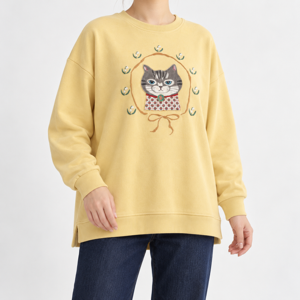 KUSUGURU JAPAN Cat Embroidered Oversized Sweatshirt – Yellow image 2