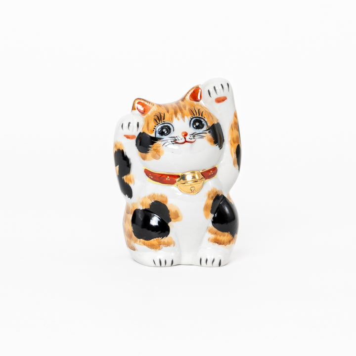 Hand-painted-Kutani-Yaki-lucky-cat-calico-pattern-both-paws-raised-beckoning-cat