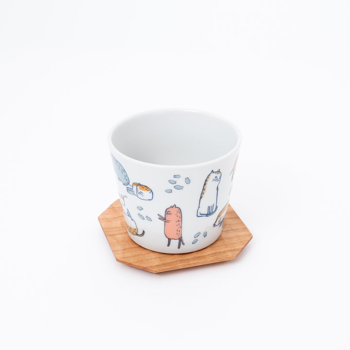 Handmade Kutani Ware Cat Illustration Choko Cup