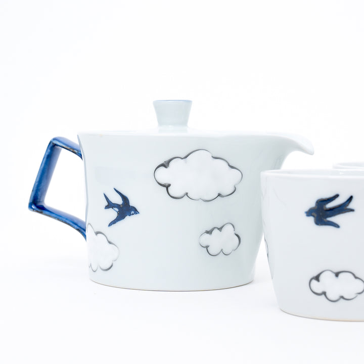 Handmade Arita Swallow Cloud Porcelain Teapot with Tea Cups