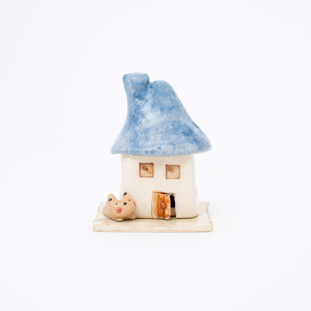 yakushigama Chimney Cat and little House Japanese Incense Burner