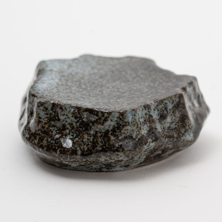 Handcrafted Mikage Stone-Style Plate |  Black
