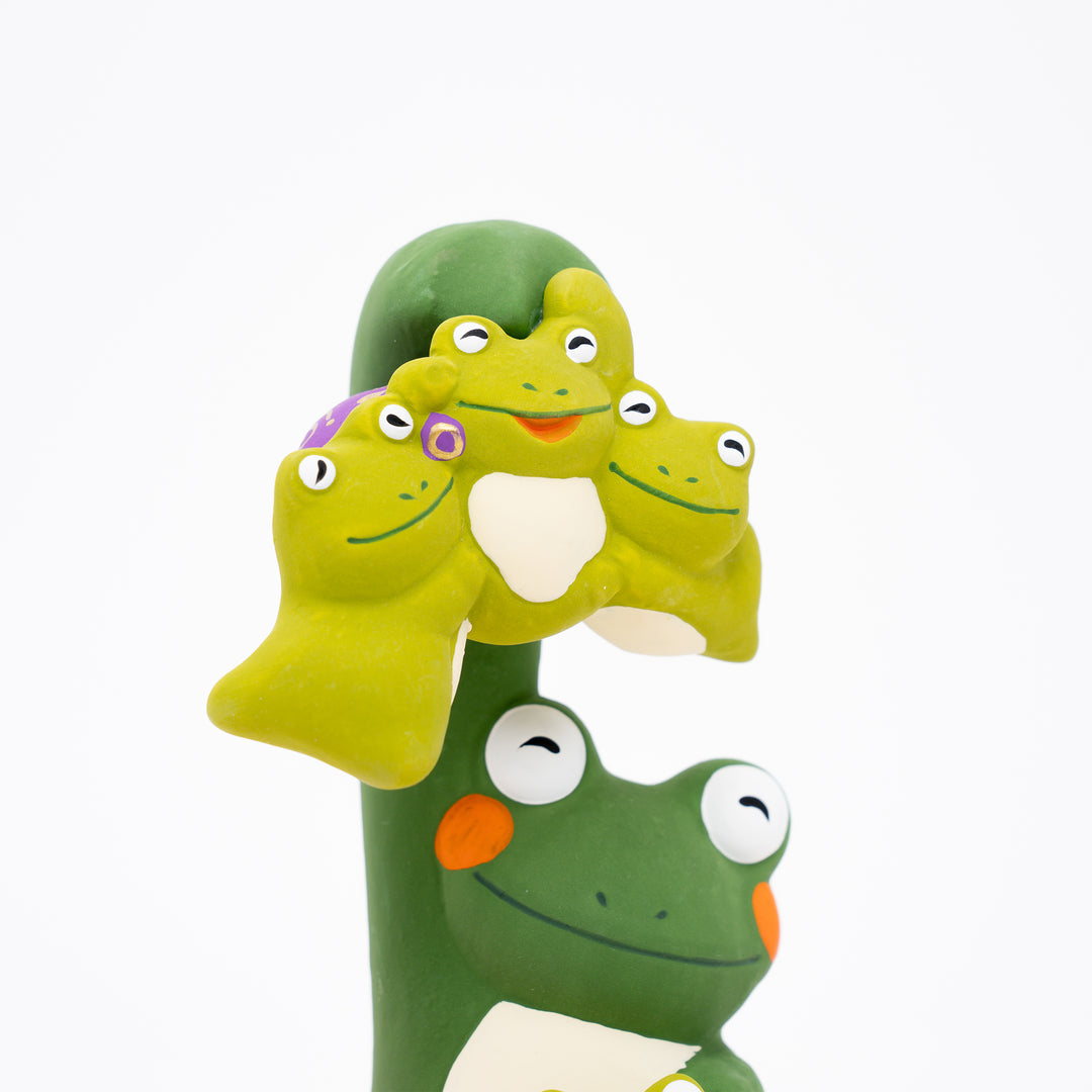 Ryukodo Ceramic Frog Family Figurine