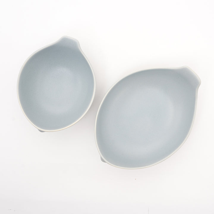 Two-piece Japanese bowl set with cute bird design, rice bowl and side dish bowl