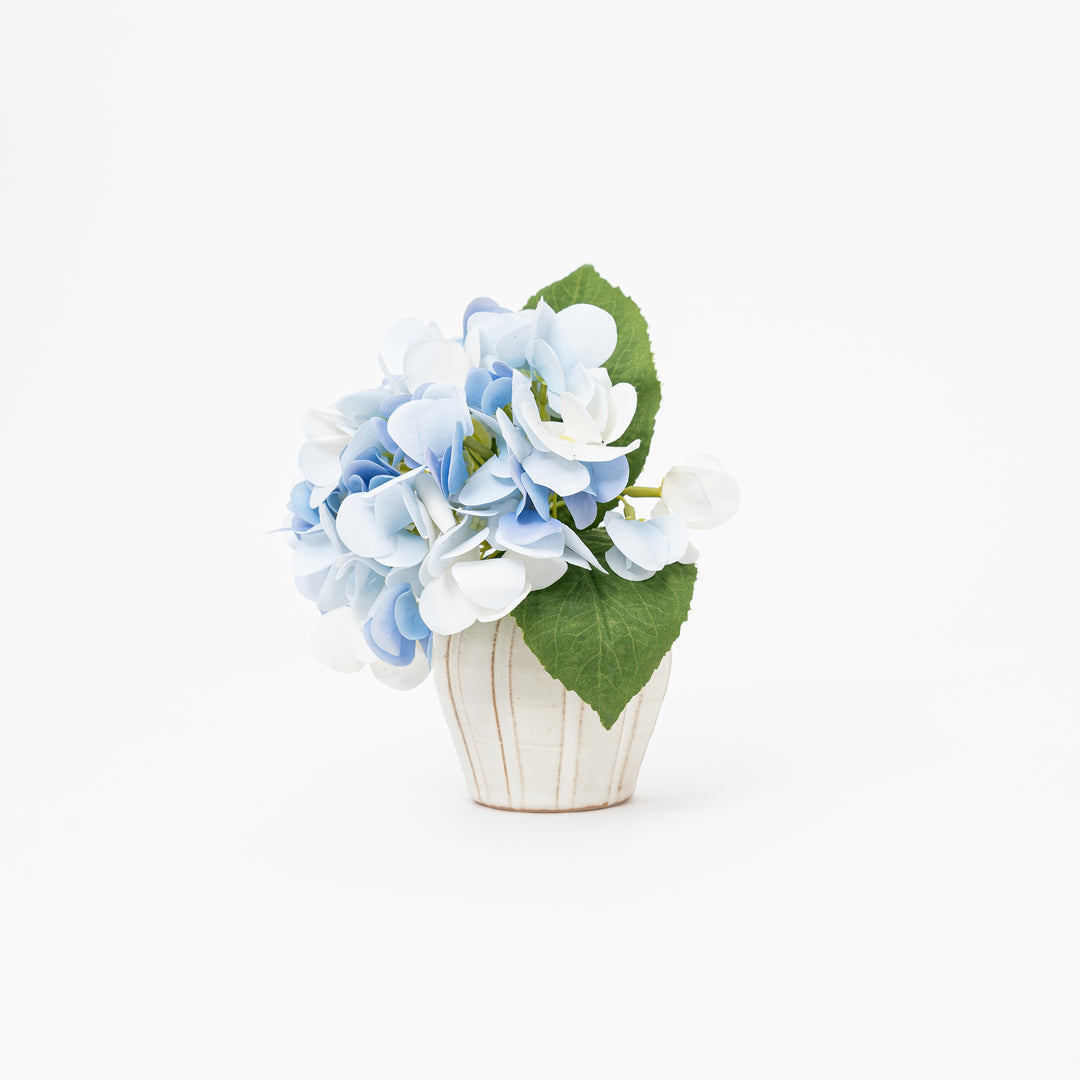 Handmade kohiki Mini Flower Vase