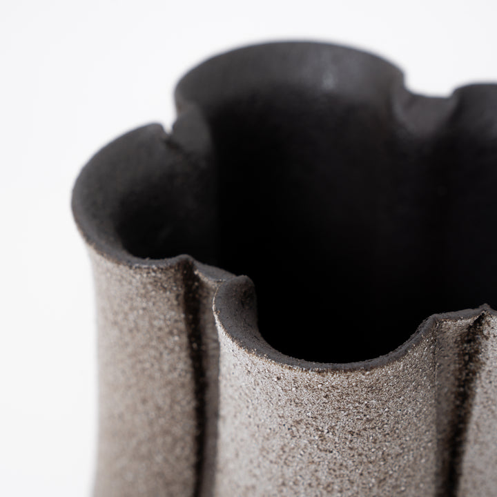 Shigaraki Black Yuki Artisan Vase