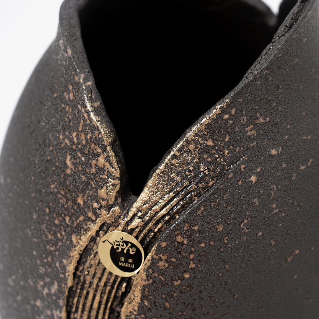 Shigaraki Black Gold Brush Oval Vase