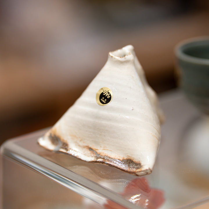 Shigaraki Ware Kohiki Triangle Vase