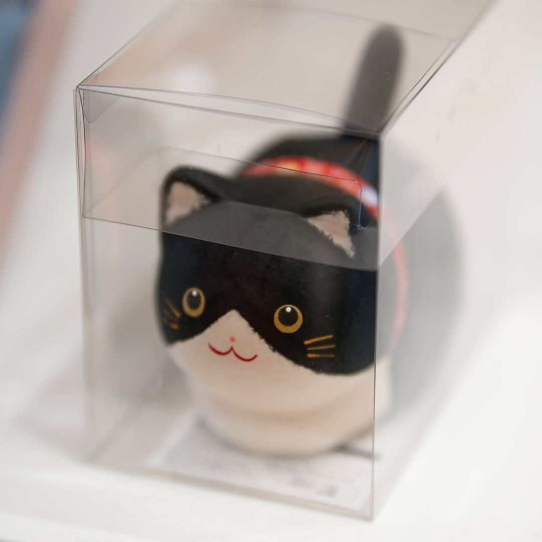 Japanese Washi Solar Tail-Wagging Cat – 4 Colors