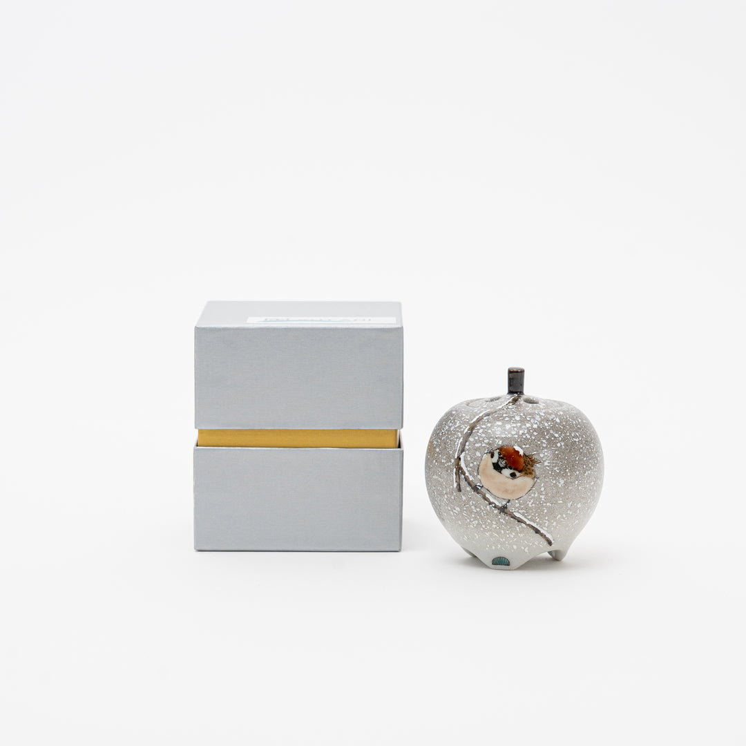 Kutani Ware Snow Sparrow Incense Burner by Nakamura Toshito
