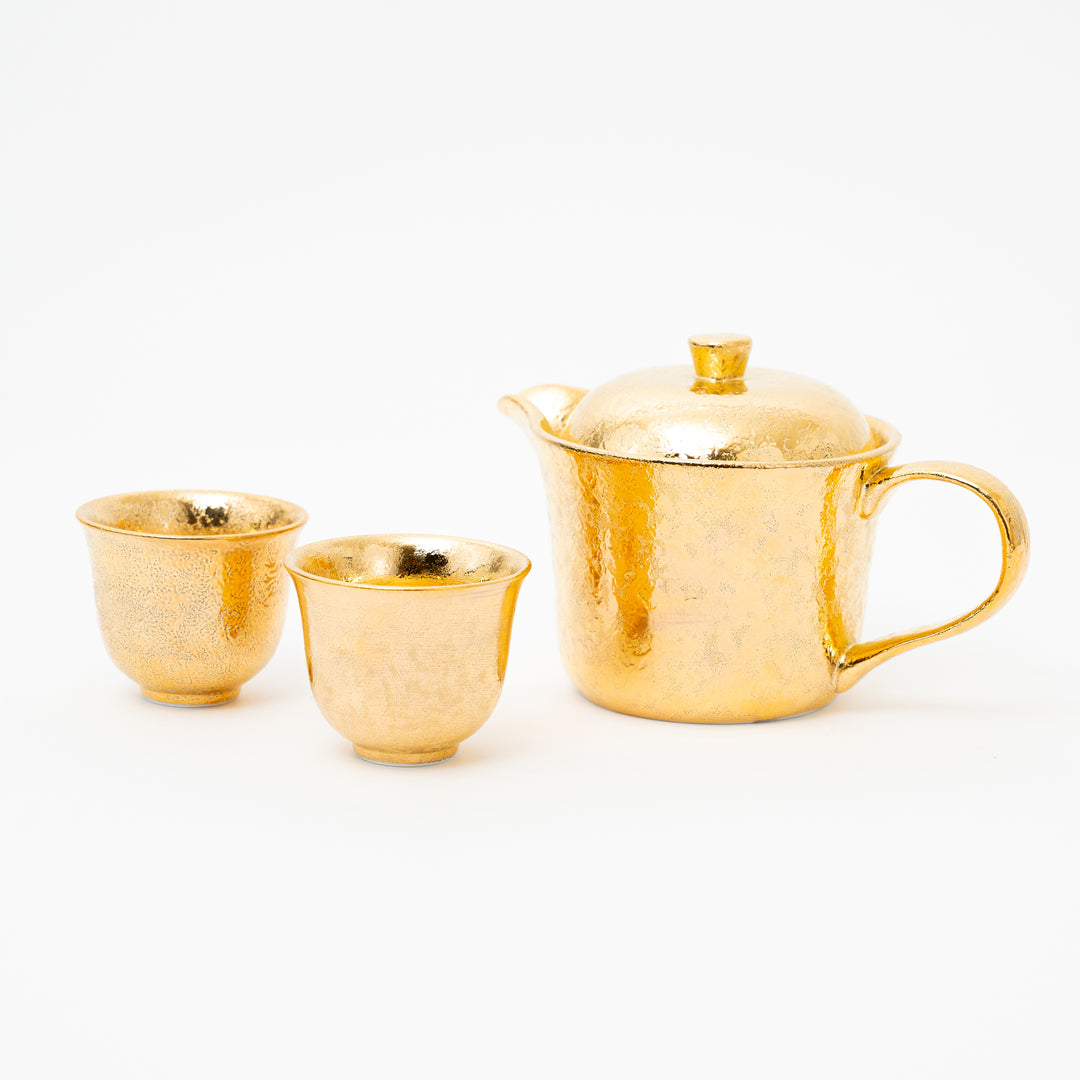 White Japan Hasaimi Porcelain Teapot with Gold Finish Set