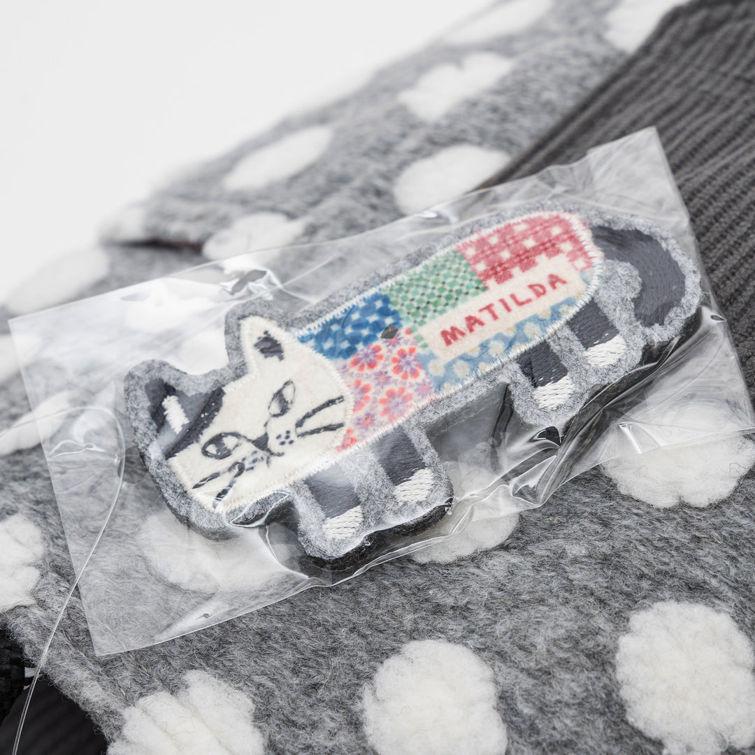 Bobble Dot Tote Bag – Textured Cat Character Everyday Bag