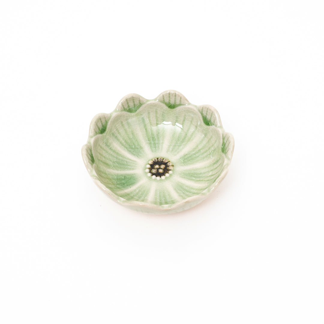 Green Flower Bowl Crackle Glaze Seto Ware