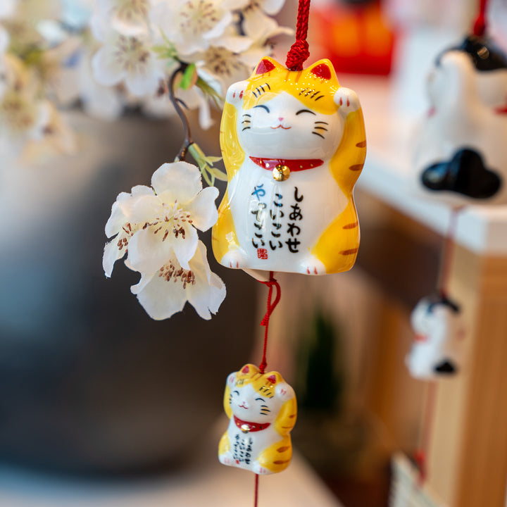 Yakushi Kiln Colored Maneki Neko Wind Chime beckoning cats -Yellow