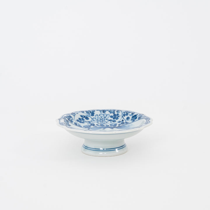 Hasami ware blue and white footed small dish with 100 Views of Mountains landscape design.