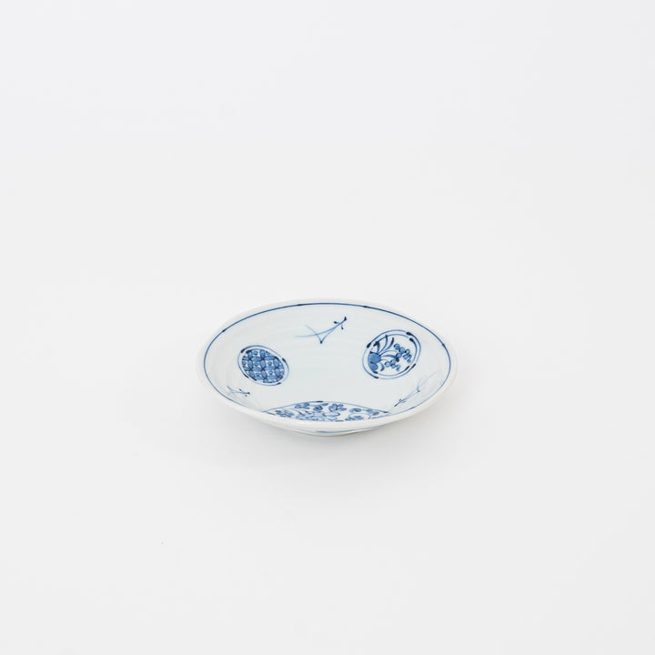 Medallion Motif Small Plate – Hasami Ware (4.4")
