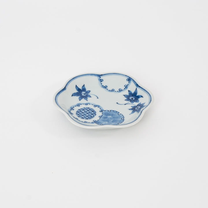 Scalloped Rim Plate – Hasami Ware Blue & White