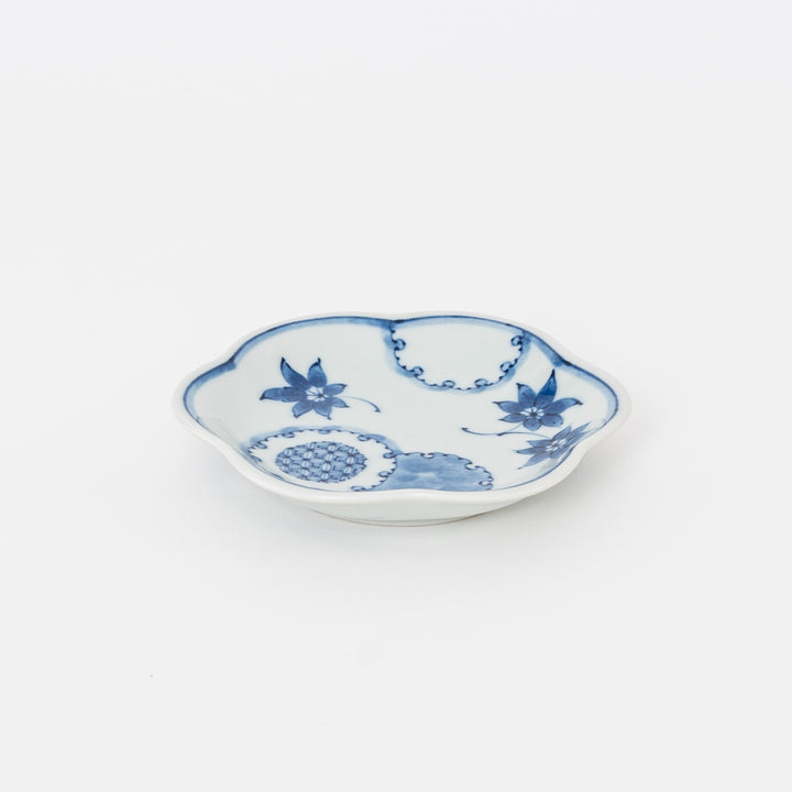 Scalloped Rim Plate – Hasami Ware Blue & White