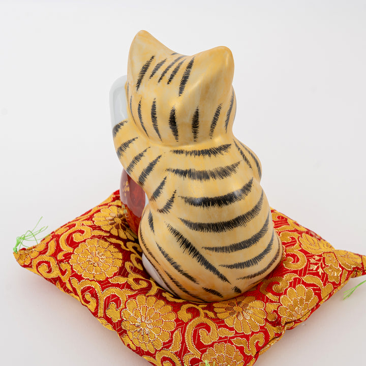 Kutani Lucky Cat with Daruma