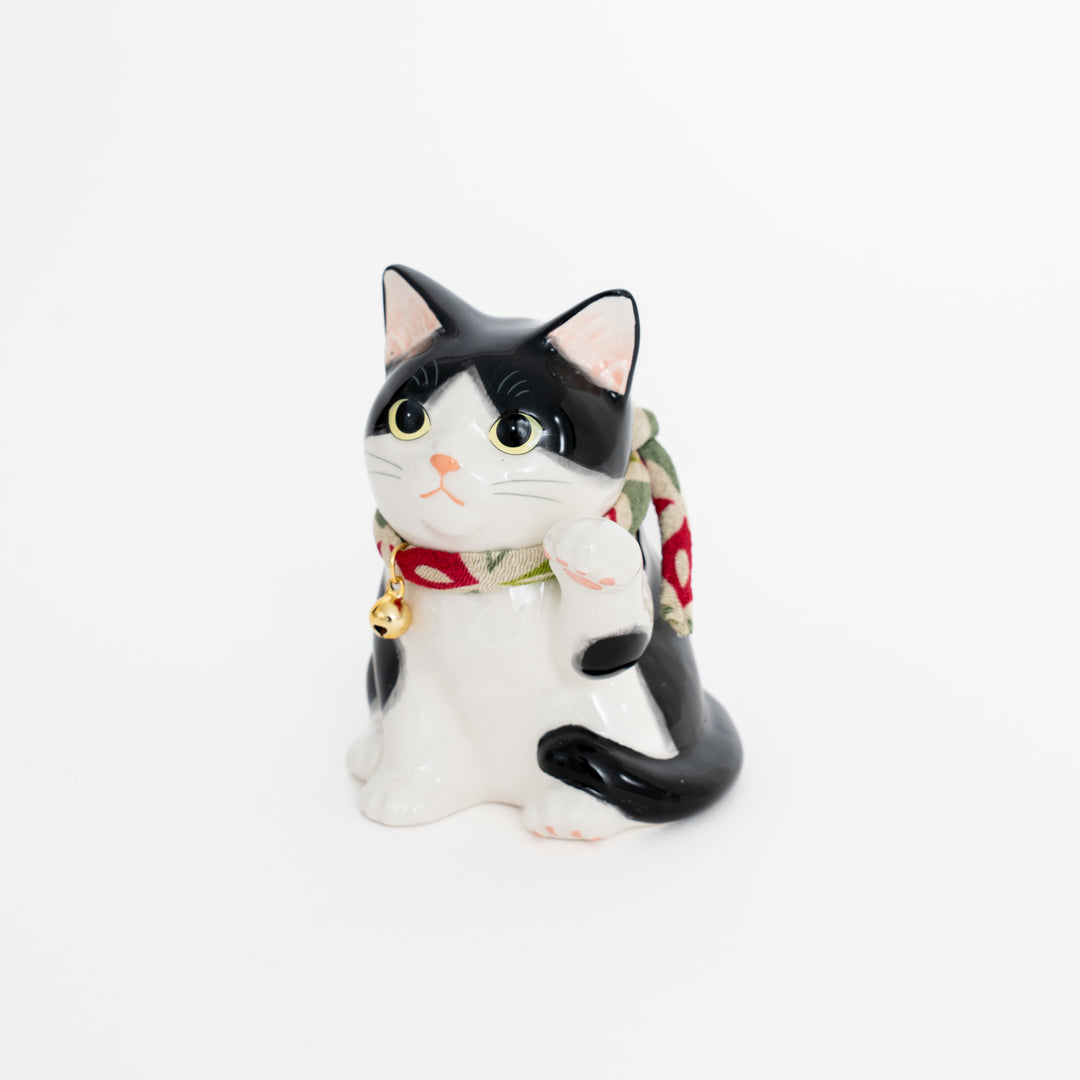 Yakushigama Maneki Neko Lucky Cat Figurine 3.9“