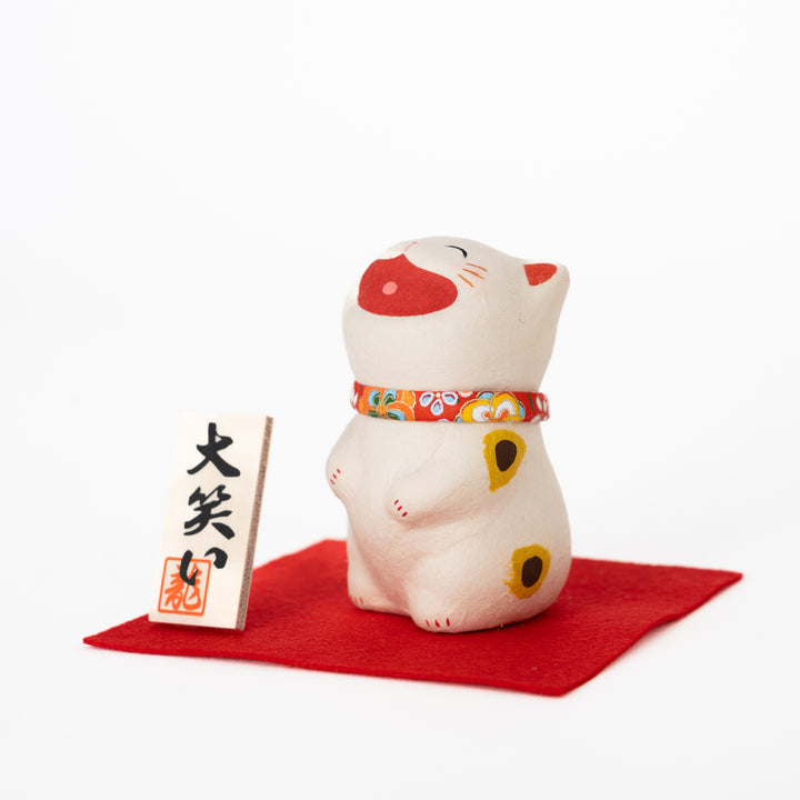 Japanese Laughing Buchi Cat Ornament – Handmade Washi Paper Lucky Cat Gift