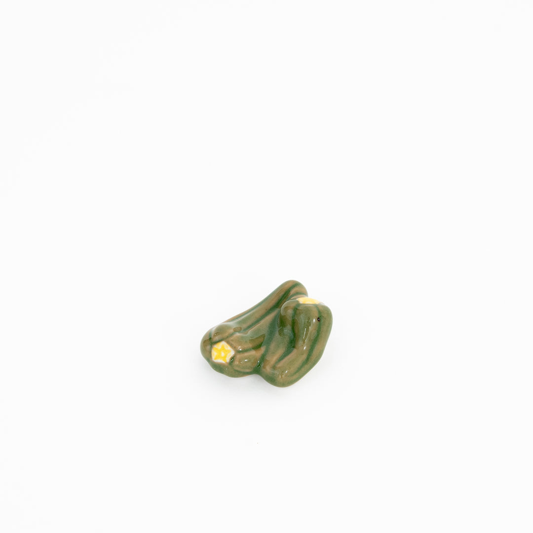 green pepper chopstick rest Japanese ceramic mino ware