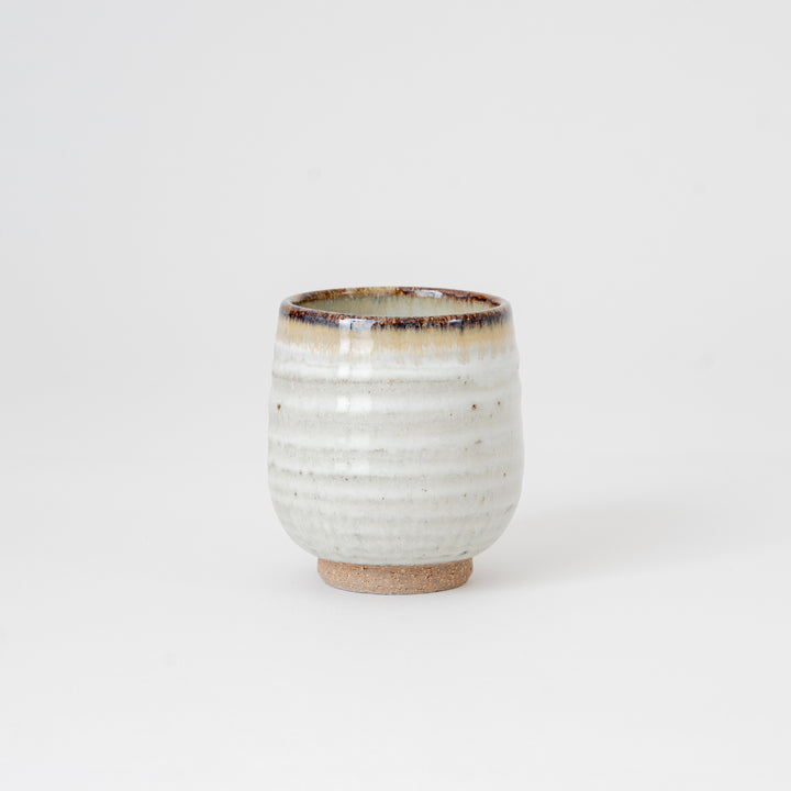 Handmade Shigaraki ware yunomi cup in Hagi iron style glaze, Japanese ceramic tea cup with white finish and dark rim