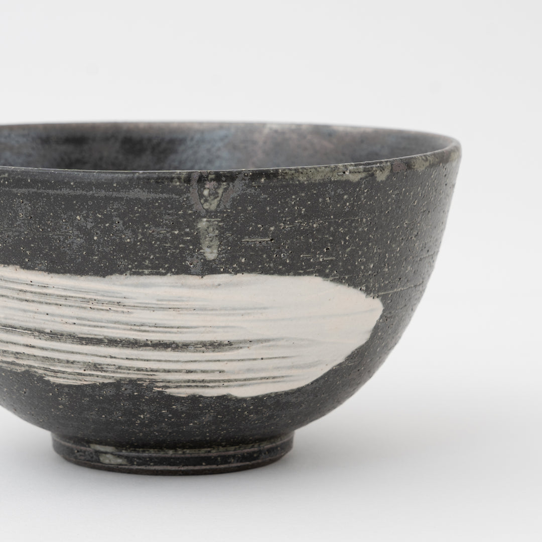 Handcrafted Shigaraki Ware Donburi Bowl – 30 oz (900 ml)