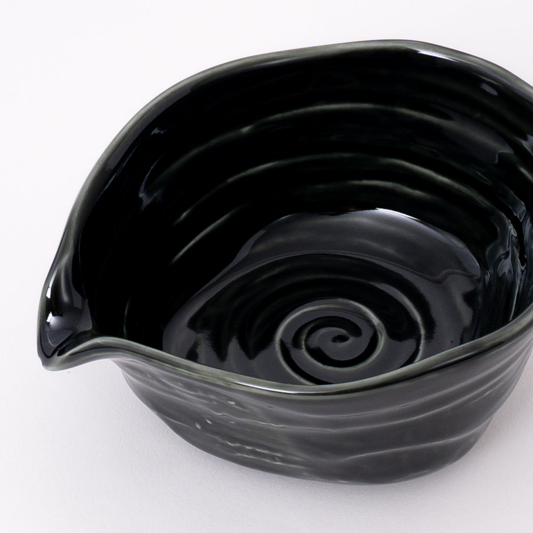 Mino Ware Oribe Katakuchi Matcha Bowl