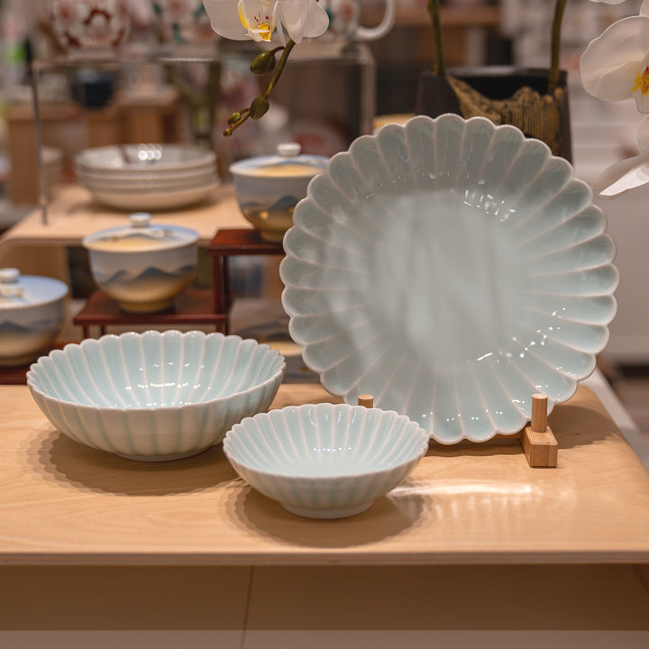 Handmade Hasami Chrysanthemum Plate | Bowl