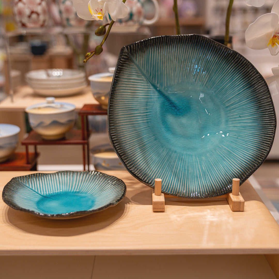 Handmade Indigo Crackle Glaze Plate – Great Zakka