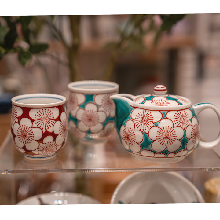 Kutani Plum Blossom Teapot Set