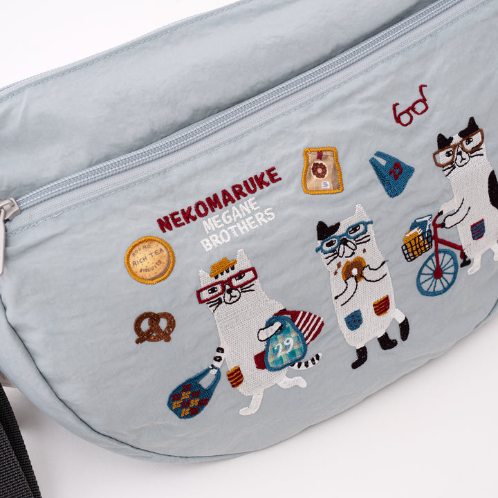 Kusuguru Japan Embroidered Cat Crossbody Bag Lightweight