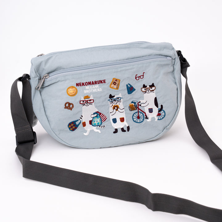 Kusuguru Japan Embroidered Cat Crossbody Bag Lightweight