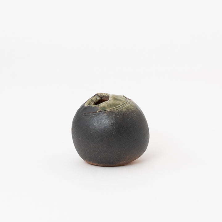 Shigaraki Ware Mini Vase – Charcoal Organic Form