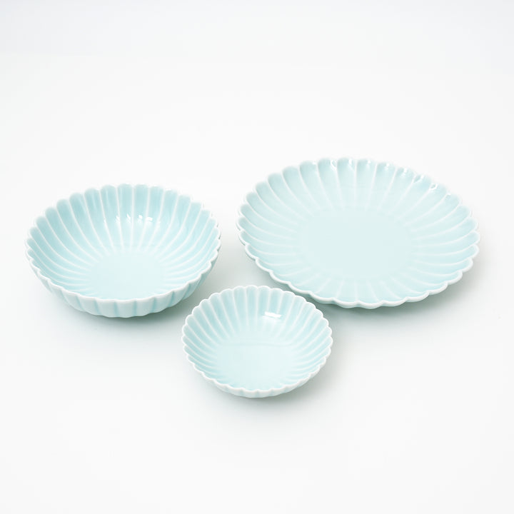 Handmade Hasami Chrysanthemum Plate | Bowl