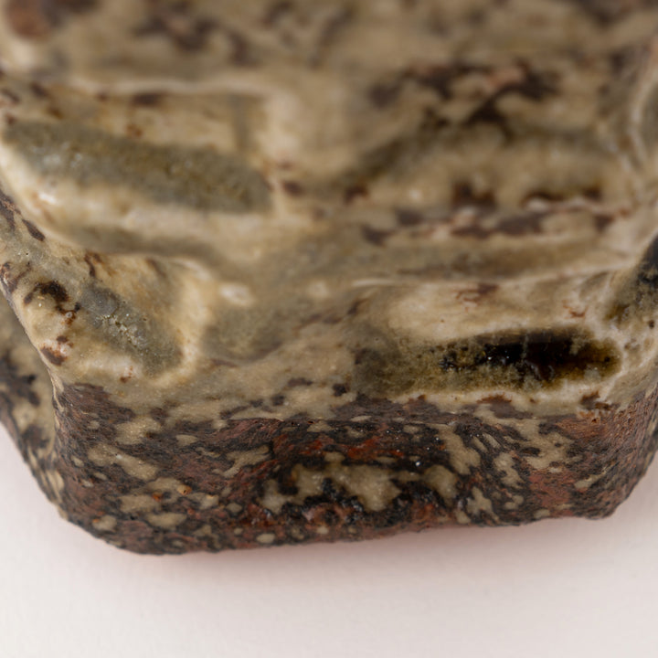 Shigaraki Ware Mini Vase – Mottled Earth Block