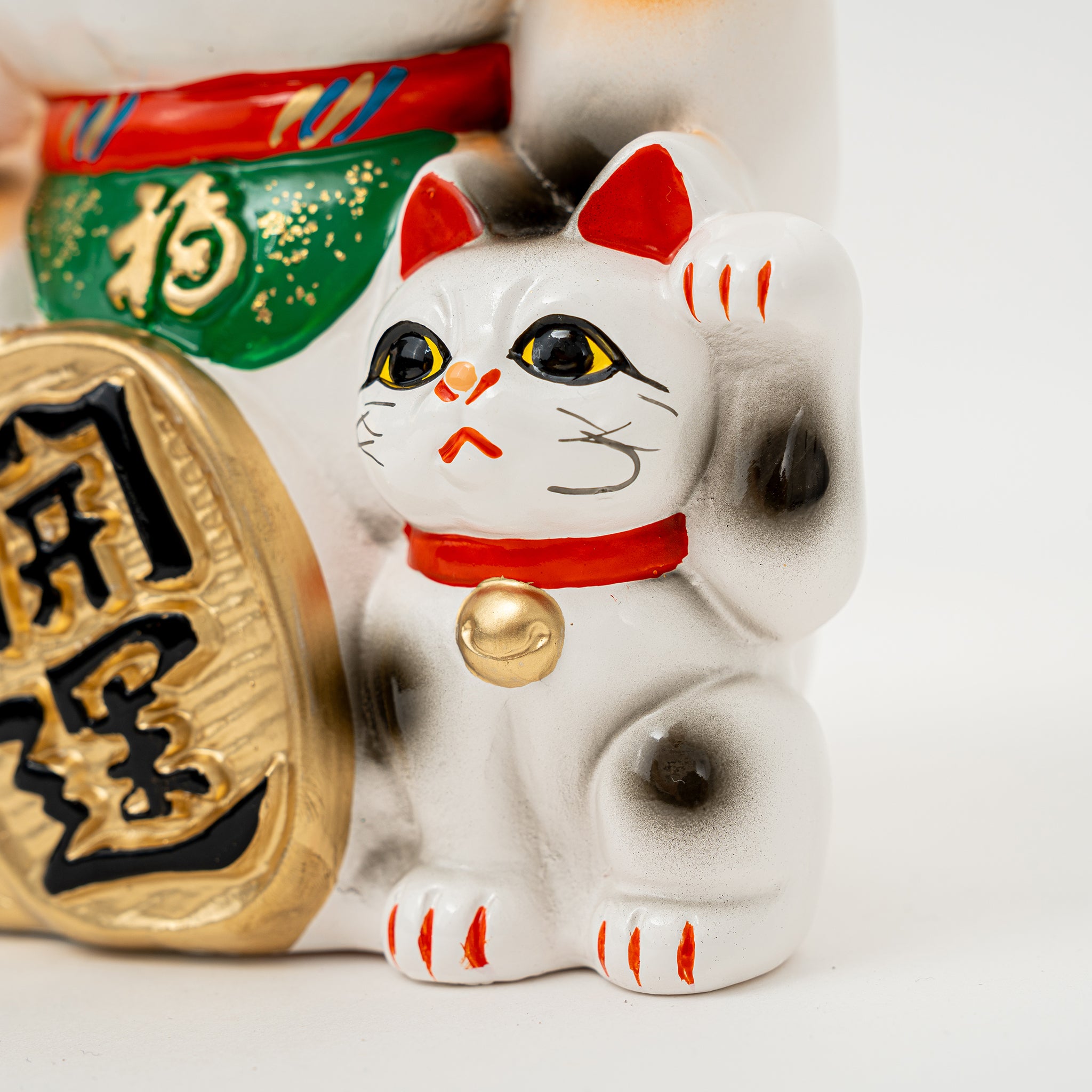 Tokoname White Maneki Neko Lucky Cat | Small – Great Zakka