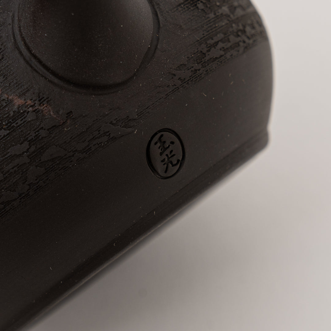 Traditional Japanese pine bark texture tea pot from Gyokko kiln