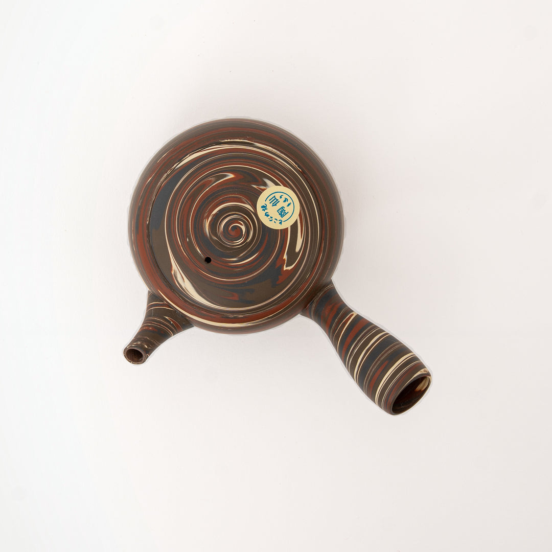 Tosen Japanese nerikomi kyusu tea pot and maker mark detail