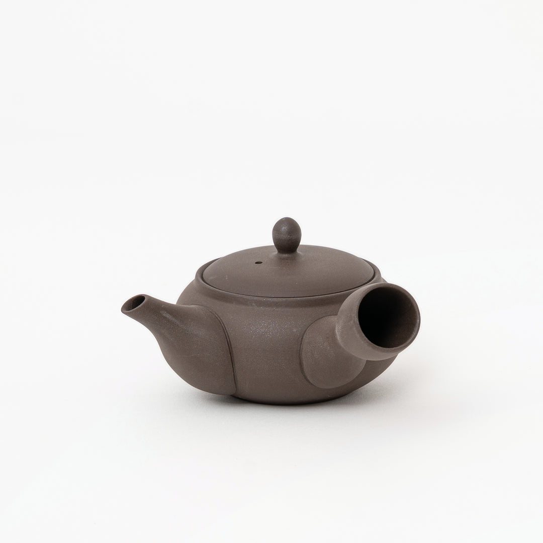 Japanese brown pottery kyusu teapot with side handle and lid, 380 mL
