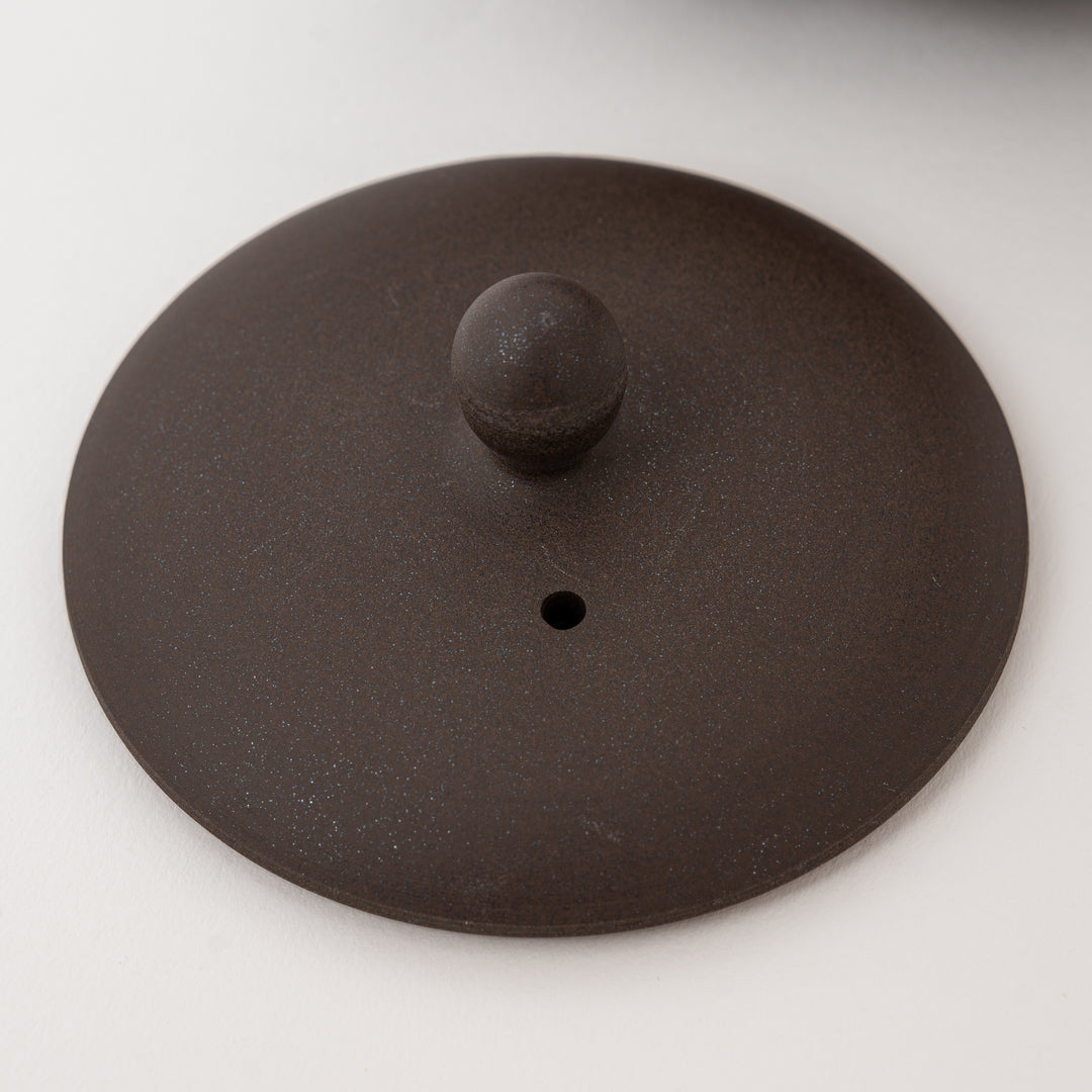 Japanese brown pottery side-handle teapot, 380 mL capacity